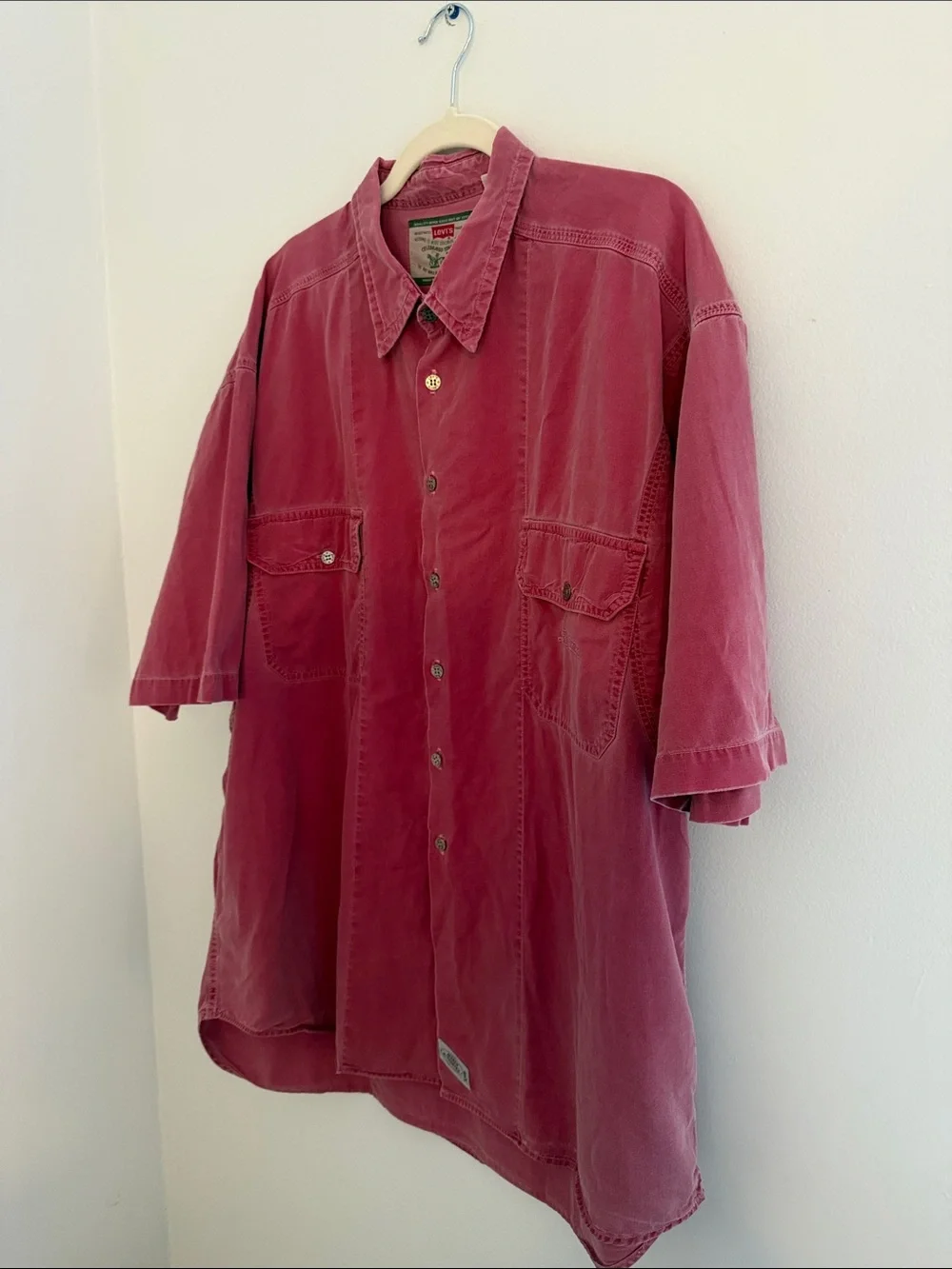Levi's Vintage 90s Men's Short-Sleeve Button-Up Shirt - Faded Red 100% Cotton